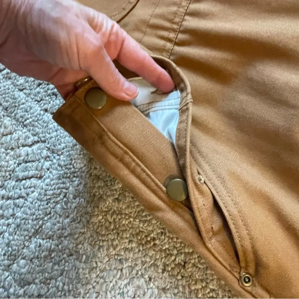 SMITH Tan Jacket with Durable Fabric and Adjustable Straps - Picture 6 of 13